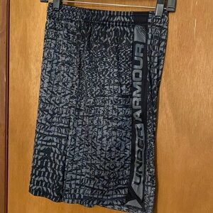 Under armour shorts kids